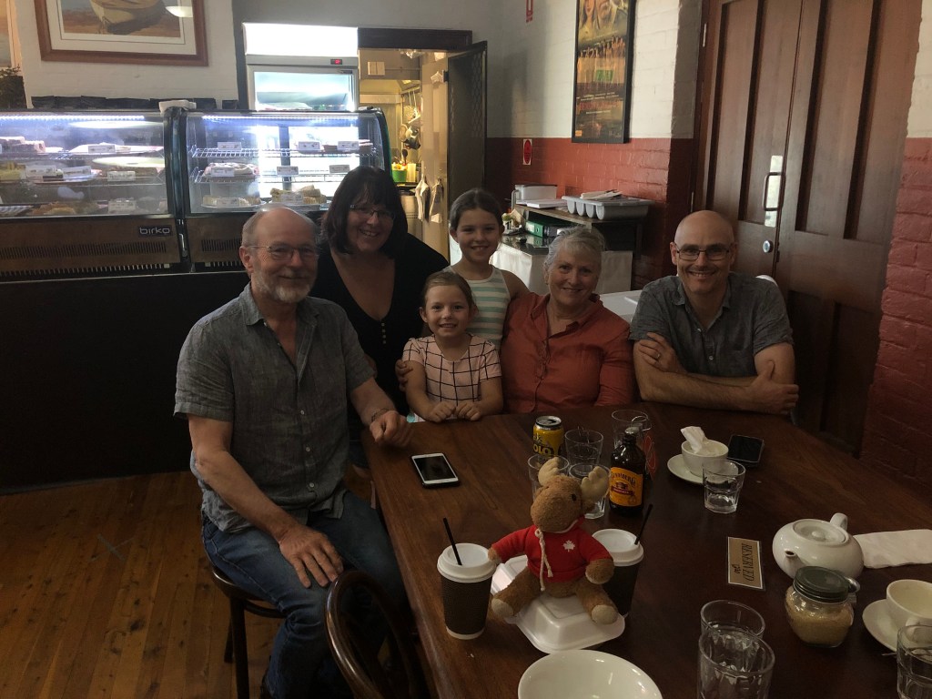 A friendly lunch and our fav country pub